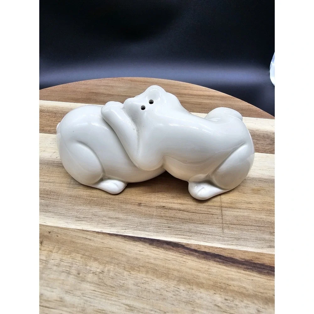 Vintage Fitz & Floyd Cat Nap Nesting‎ Cats Pair Of Salt & Pepper Shakers